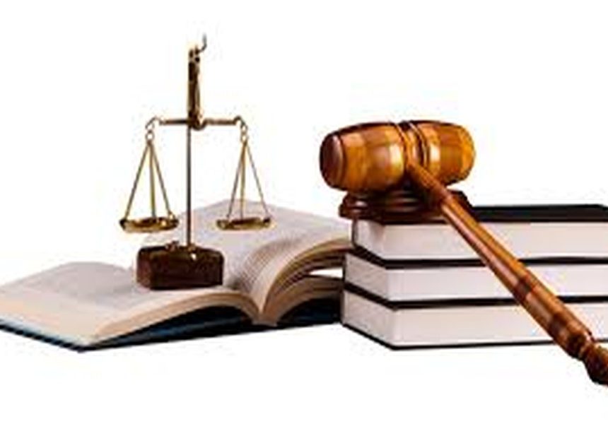How Chapter 7 Bankruptcy Works and Who Qualifies
